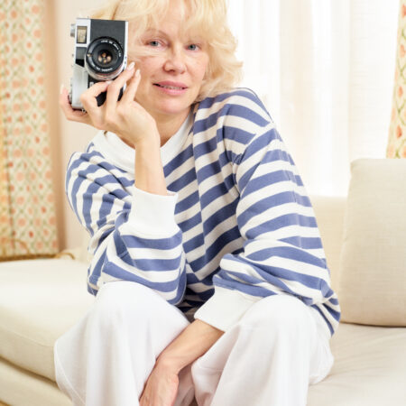 Pamela Anderson’s New Campaign Bans AI Models