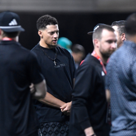 Patrick Mahomes makes a surprise announcement during his recovery that leaves NiJaree Canady in shock