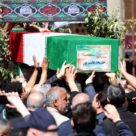 Iran War Live Updates: Trump Delivers New Threats, Escalating Effort to Pressure Iran