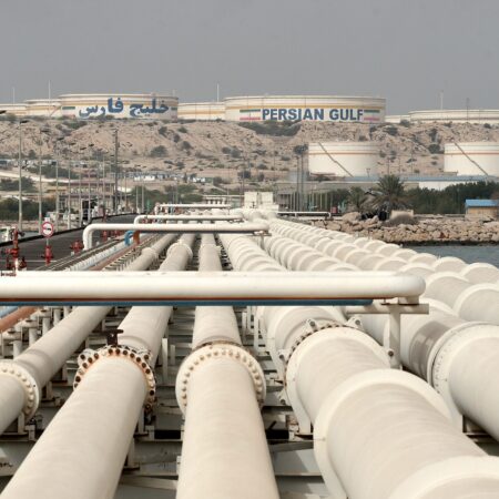 Trump Threatens to Destroy Kharg Island and Other Key Iranian Energy Sites