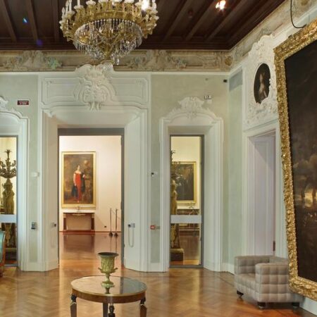 Italy: Thieves steal masterpieces in under 3 minutes