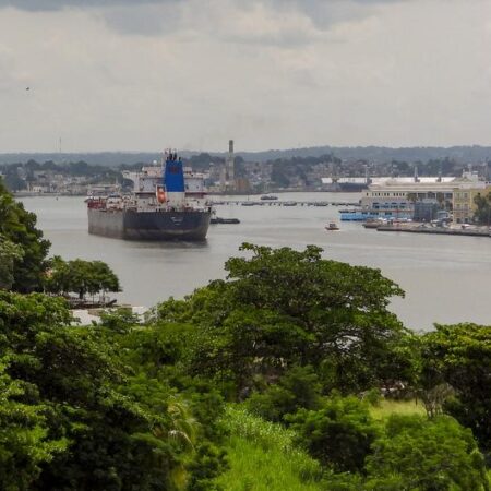 US lets Russian oil tanker approach Cuba despite blockade
