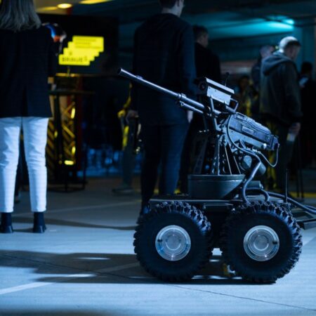 US should formally partner with Ukraine to build cutting-edge defense technologies 