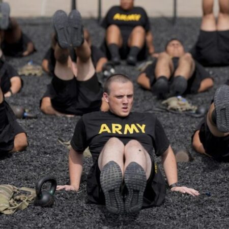 Army ups maximum enlistment age to 42, relaxes rules on recruiting drug convicts