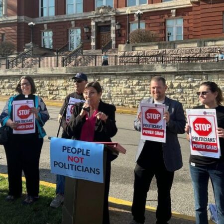 Missouri high court rules in favor of new GOP-favored map 