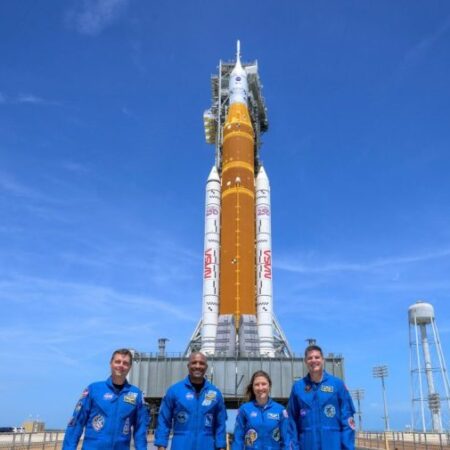 Watch live: NASA holds press conference ahead of Artemis II launch