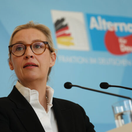 AfD leaders want to keep distance from unpopular Trump before key eastern elections