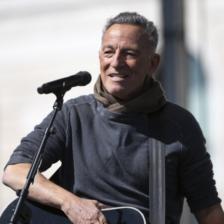 Bruce Springsteen Performs ‘Streets of Minneapolis’ at No Kings Rally in St. Paul: ‘Your Strength and Commitment Told Us This Is Still America’