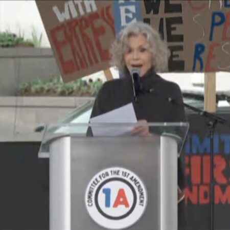 Jane Fonda Leads First Amendment Rally Near Kennedy Center To Warn Of Paramount-Warner Bros Merger & Trump’s Media Attacks