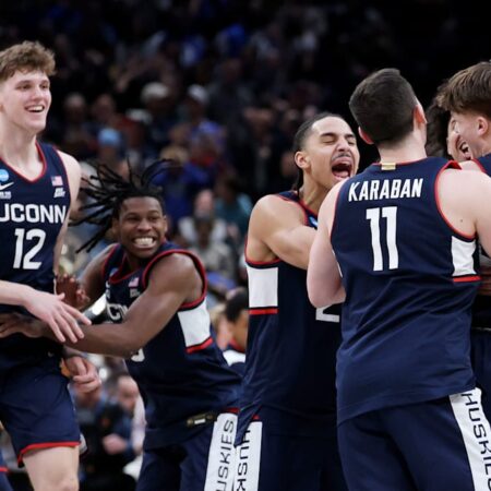 Ein Finish für die Ewigkeit: UConn schockt Duke mit Gamewinner, Michigan dominiert Vols