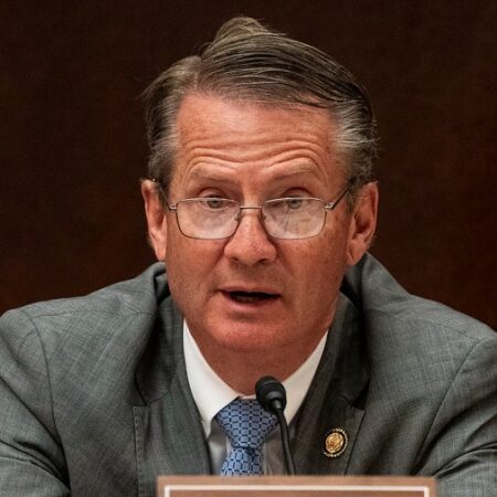 Burchett calls for new Senate leadership after DHS vote