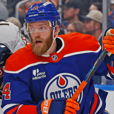 Oilers vs Mammoth Prediction, Picks & Odds for Tonight’s NHL Game