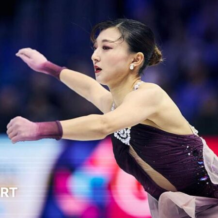 Sakamoto ends career with fourth world gold