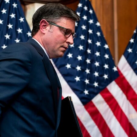 Live updates: Senate deal to fund DHS faces tricky path in House