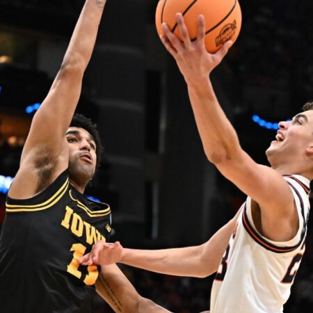 Wagler leads Illini to first Final Four in 21 years