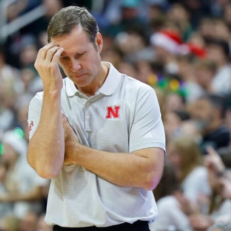 Huskers’ Hoiberg shoulders personnel blunder