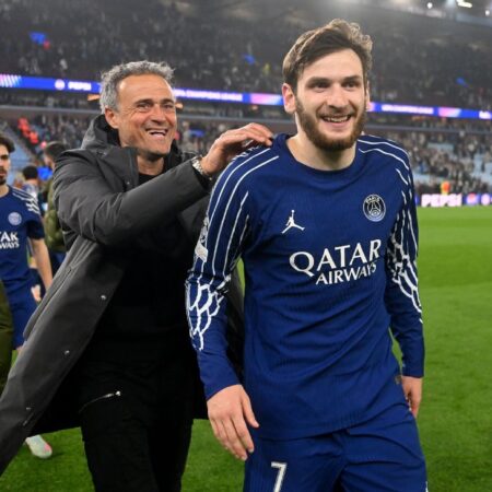 Transfer rumors, news: Arsenal in for PSG star Kvaratskhelia