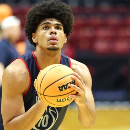 Men’s tournament: Arizona back as title favorite after win over Arkansas