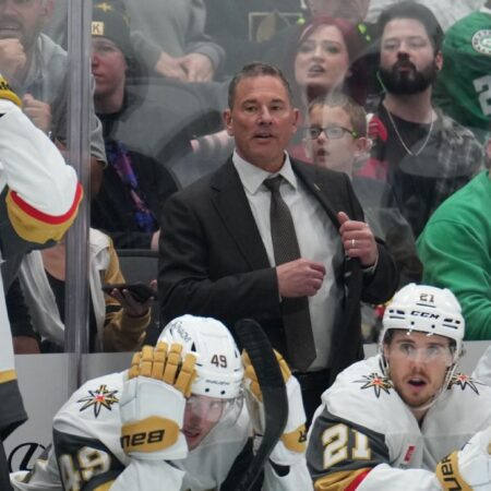 Cassidy out, Tortorella in for slumping Knights