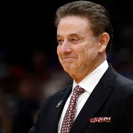 Sources: St. John’s inks Pitino to lucrative new deal