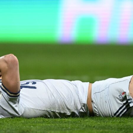 Italy miss out on 3rd straight WC in shootout loss