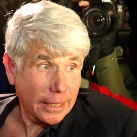 Hannity hosts Rod Blagojevich on new podcast