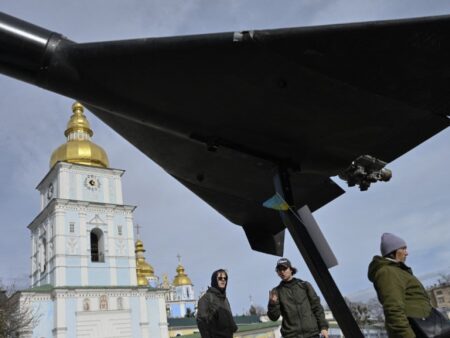 Russia and Ukraine agree to 32-hour Orthodox Easter ceasefire