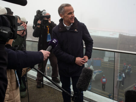 Canada’s Mark Carney Poised to Secure Liberal Party Majority After Gladu’s Defection