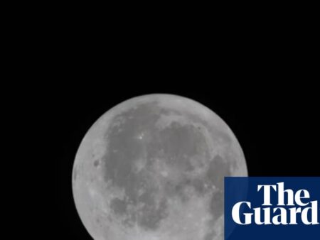 Artemis II astronauts expected to reach far side of moon on Monday
