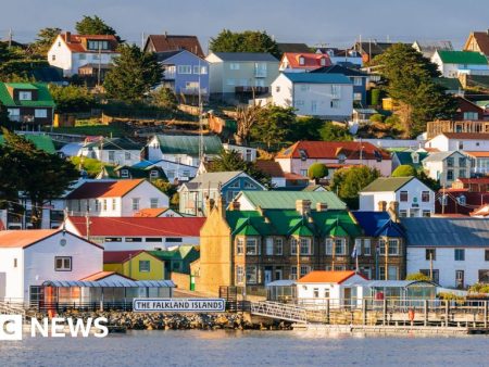 No 10 says Falklands sovereignty rests with UK after report of US ‘review’