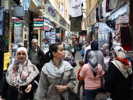 Iran shifts economic focus to essentials during war uncertainty