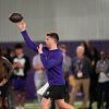 Patrick Mahomes’ knee injury forces Chiefs to select LSU quarterback in NFL Draft