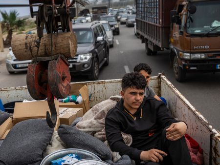 More Displaced Lebanese Head Home as Cease-Fire Is Tested