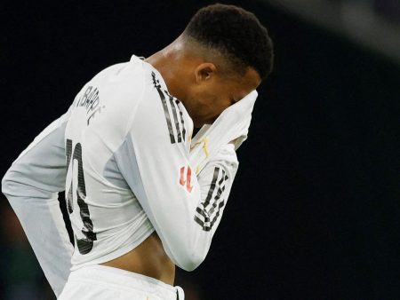 Real Madrid stunned at Betis as Barcelona have chance to move 11 clear