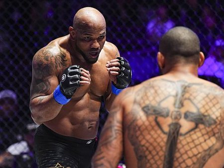 Hector Lombard withdraws, Yoel Romero gets new foe at Gamebred Bareknuckle MMA