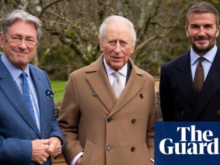 King signs up David Beckham to his Chelsea flower show team