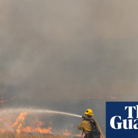 California protection crews contain parts of wildfire that burned 4,100 acres