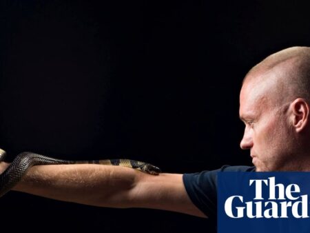 Bitten by snakes 200 times – on purpose: US man’s quest to help deliver new antivenom