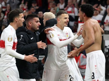 El Khannouss, Bouanani und Tiago Tomas als Trio infernale