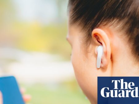 Australia MPs call for gambling ad loopholes to be closed