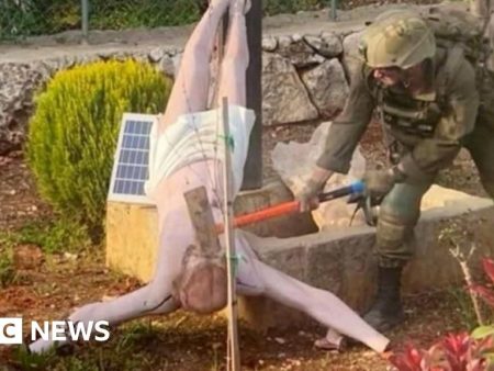 Israeli soldiers punished over vandalism of Jesus statue in Lebanon