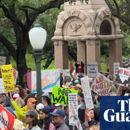 Thousands in Texas protest against border wall through national park: ‘big love for Big Bend’