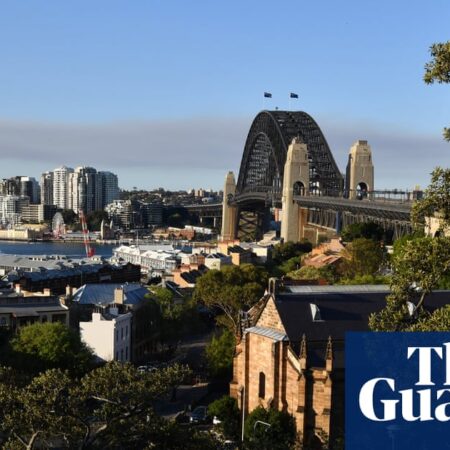 Calm weather forecast for most of Australia over Easter weekend while Bom watches for possible cyclone