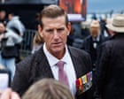 Indigenous speakers booed at Anzac Day services as Ben Roberts-Smith attends Gold Coast event