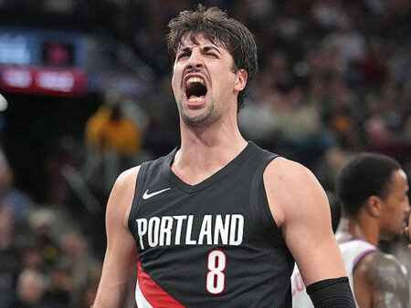 Clippers vs Trail Blazers Prediction, Picks & Odds for Tonight’s NBA Game