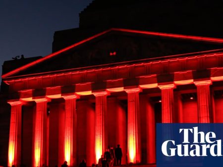 ‘Racism is a cancer’: Indigenous leaders condemn orchestrated booing at Anzac Day ceremonies