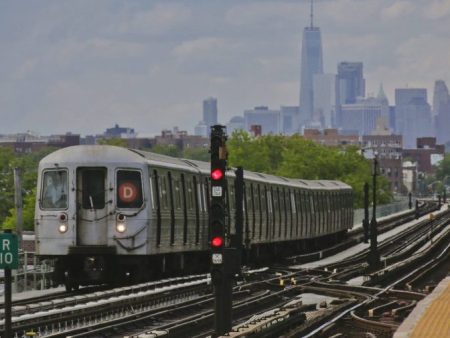 Trump administration to release Second Avenue subway funding after MTA lawsuit