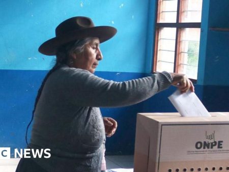 Peru election drags into second day after ballot delivery fiasco