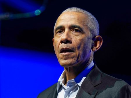 Obama calls on Americans to reject violence after WHCA dinner shooting