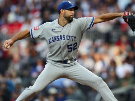 Royals vs Guardians Prediction, Picks & Odds for Today’s MLB Game
